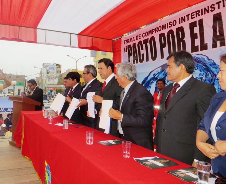 Acto - Firma del Compromiso Nacional para el Pacto por el Agua. 